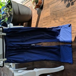 Size small, Ohm scrub pants, navy
